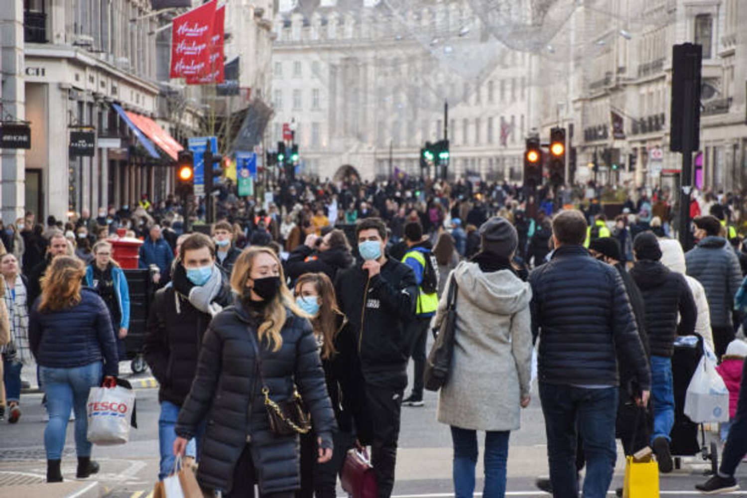 Fin de l’obligation du port du masque et du pass vaccinal